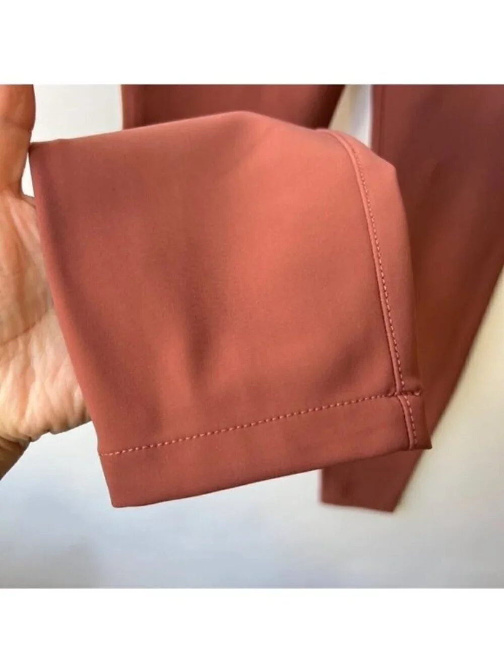 Lululemon City Sleek 5 pockets skinny pants, Dark terracotta, Size 28 H50